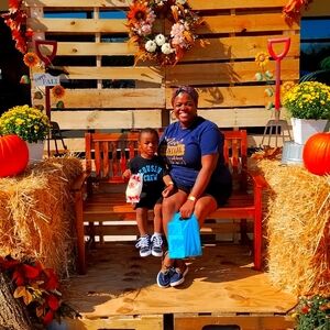 Meet your Posher, Tonika